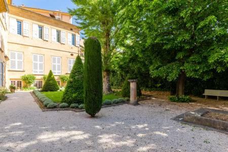 Appartement Cathedrale Au Calme エクス＝アン＝プロヴァンス エクステリア 写真
